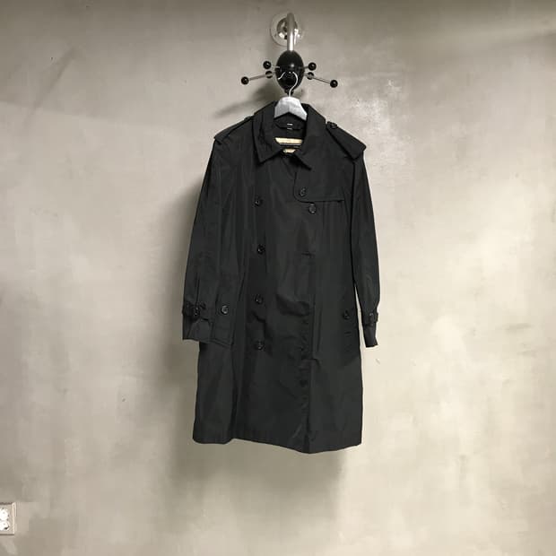 버버리 트렌치 코트 블랙 8(W)