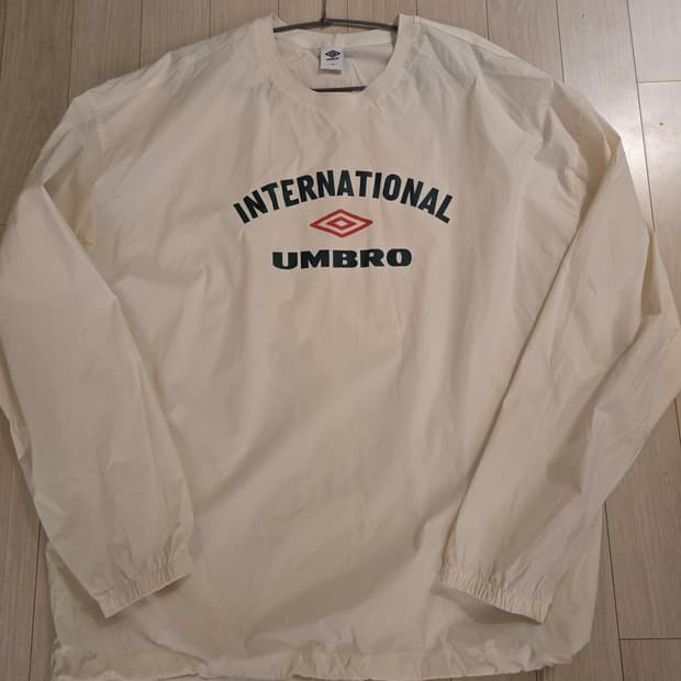 엄브로 나일론 피스테 110