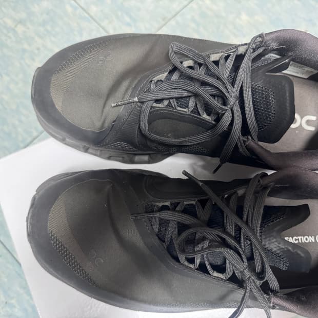 온러닝 포스트아카이브팩션 클라우드 몬스터2 쏜브라운 온파프