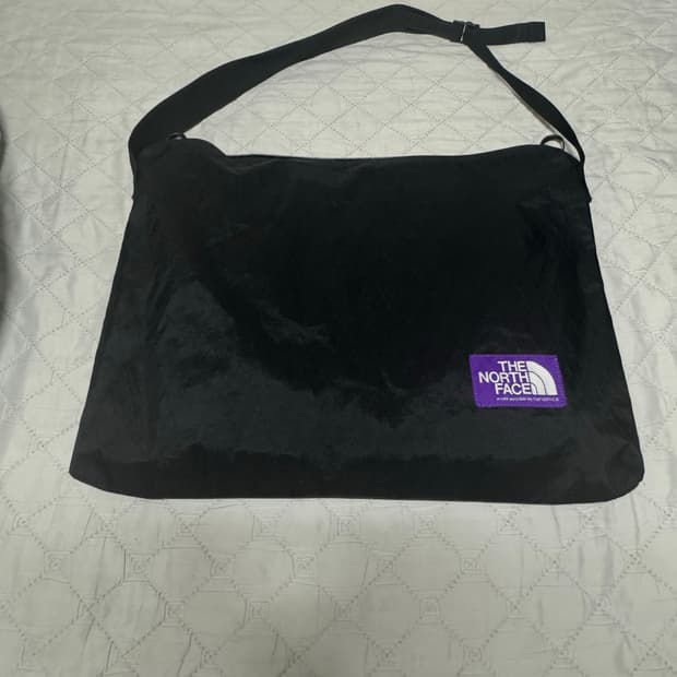 노스페이스 퍼플라벨 크로스백