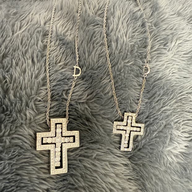 십자가 디자인 목걸이 판매합니다