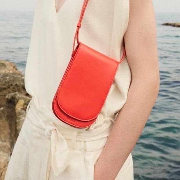 엘바테게브 플랫백 베리레드 two way