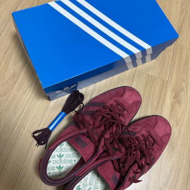 아디다스 토바코 버건디 280사이즈