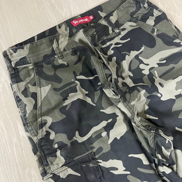 30) 슈프림 더블 니 페인터 팬츠 러스트 - 24SS