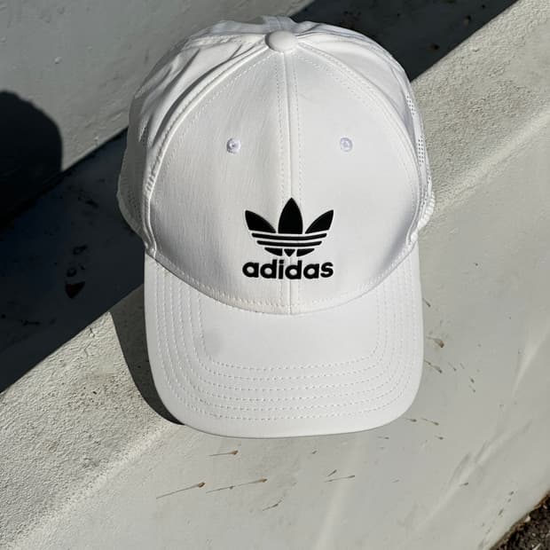 [F] 아디다스 화이트 볼캡 모자