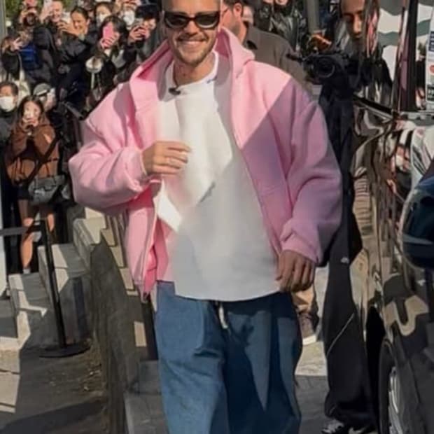 Skylrk swag2 cloudy pink hoodie