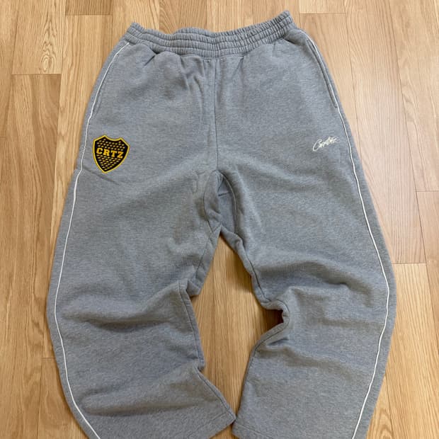 코르테이즈 corteiz boca 오픈헴 스웻팬츠 그레이