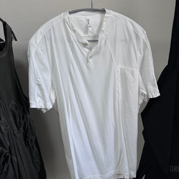 Transit스카스티치 반팔