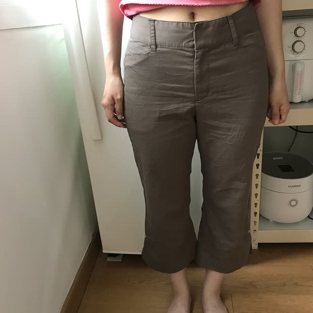 002. muted brown capri pants
