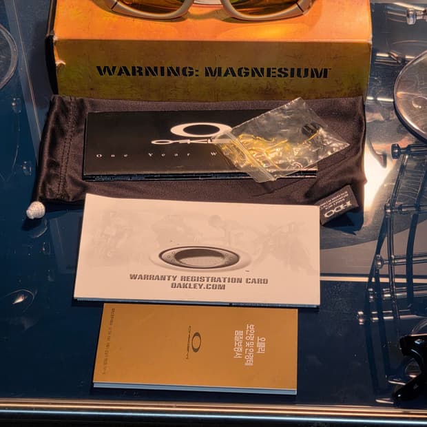 오클리 맥포 mag four s 판매합니다