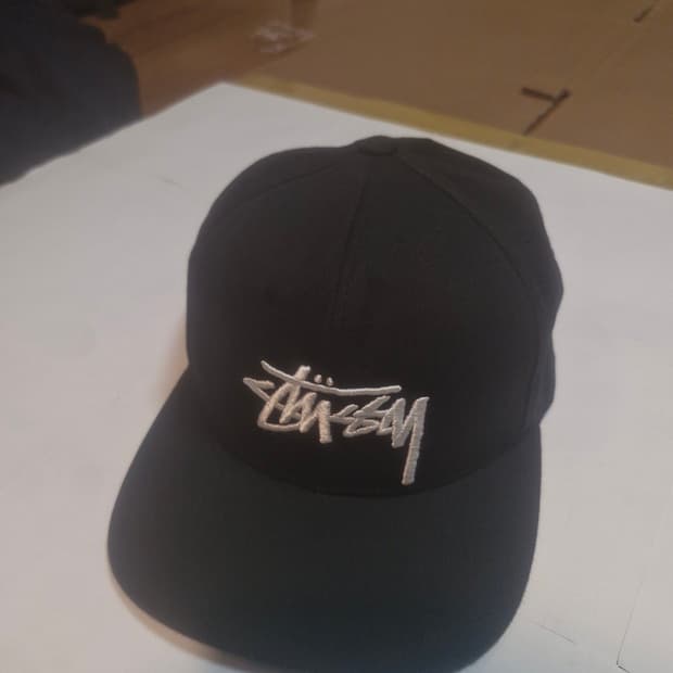 스투시 볼캡