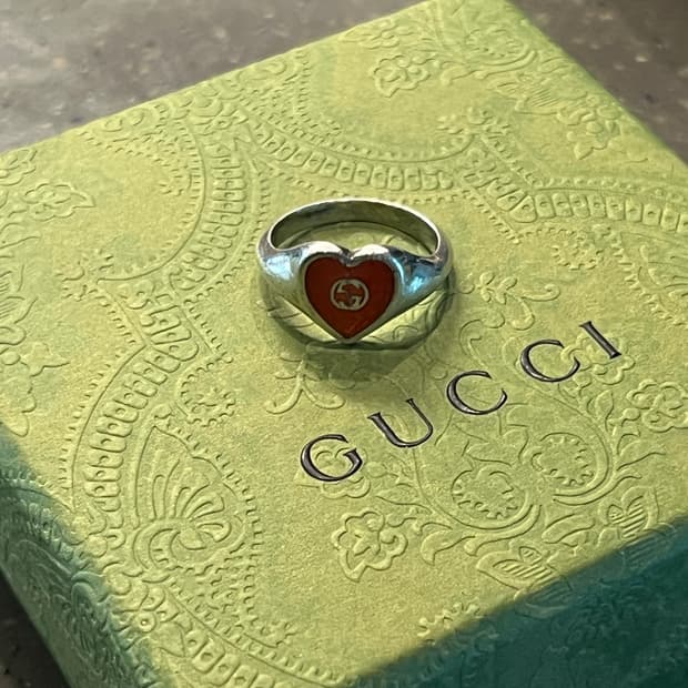 구찌 인터로킹 G 에나멜 하트 반지 SILVER RED 13호