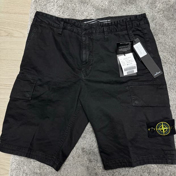 (새상품) 스톤아일랜드 올드이펙트 반바지 32 블랙