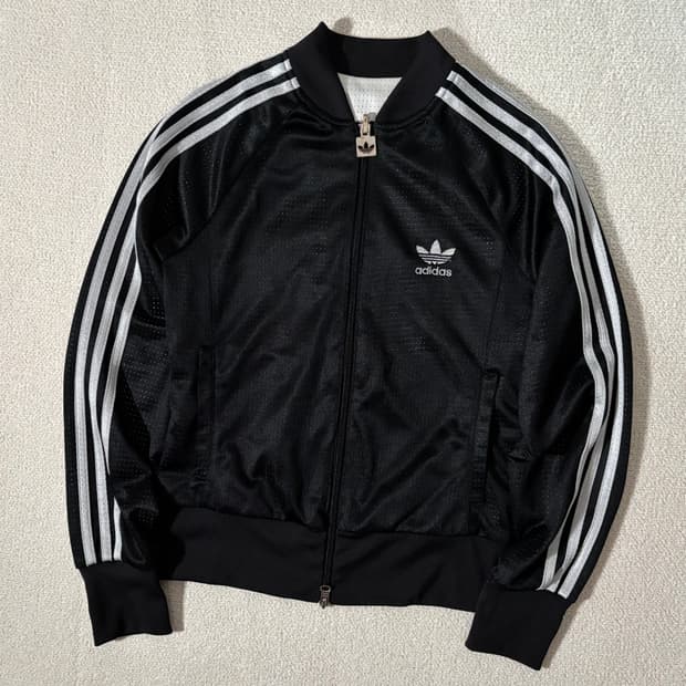 아디다스 리버시블 메쉬 크롭 투웨이 검흰 져지