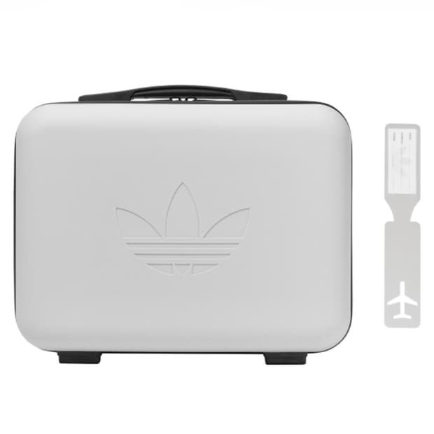 새상품 아디다스 레디백 화이트