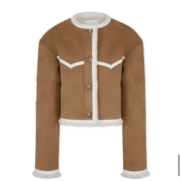 아비에무아 페이크레더무스탕