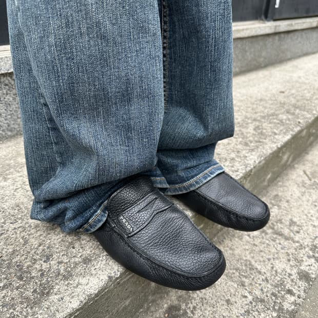 00s 프라다 스포츠 가죽 드라이빙 로퍼