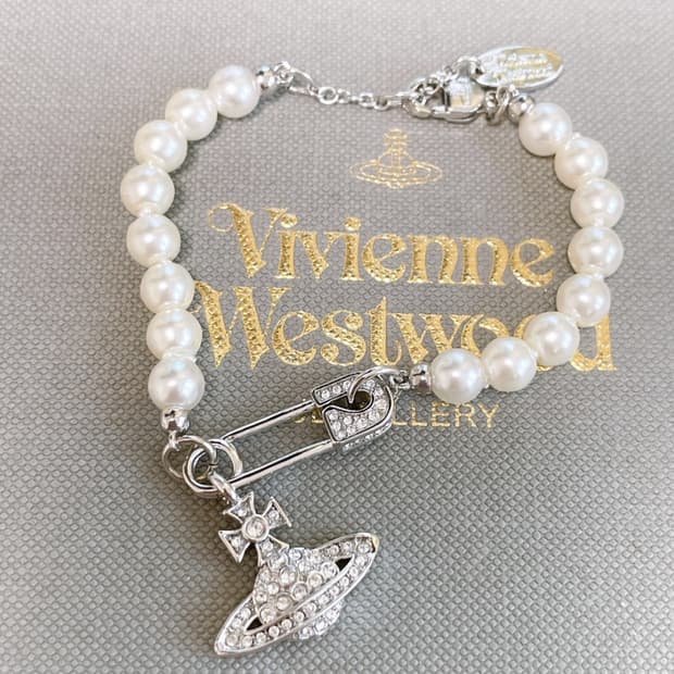 비비안웨스트우드 아카이브 크리스탈 세이프티핀 orb 참 진주 펄 팔찌