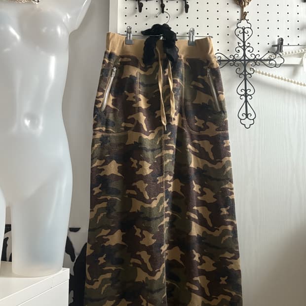 • camouflage long banding skirt  
