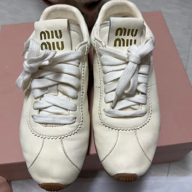 [정품] 미우미우 풀룸 아파 레더 스니커즈 230-235