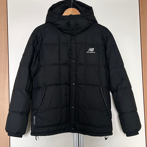 뉴발란스 경량패딩 