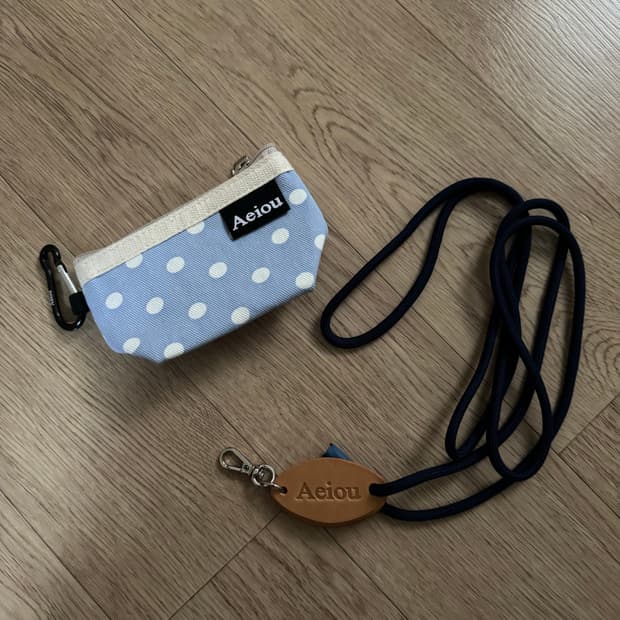 아에이오우 aeiou nylon strap L + 도트 파우치 S