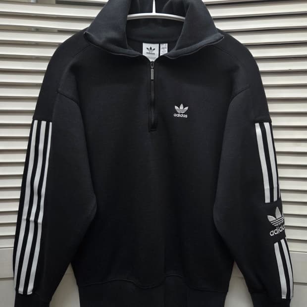 아디다스 하프집업 락업 스웻 셔츠