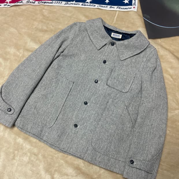 BEAMS BOY 미니멀 헤링본 자켓