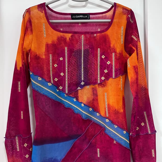 France Oriental Red Sleeve 