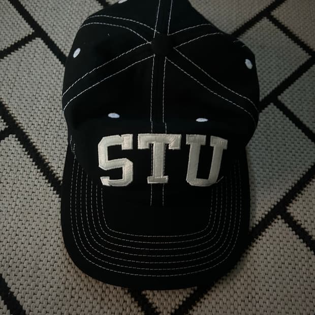 스투시 미드뎁스 스트랩백 캡