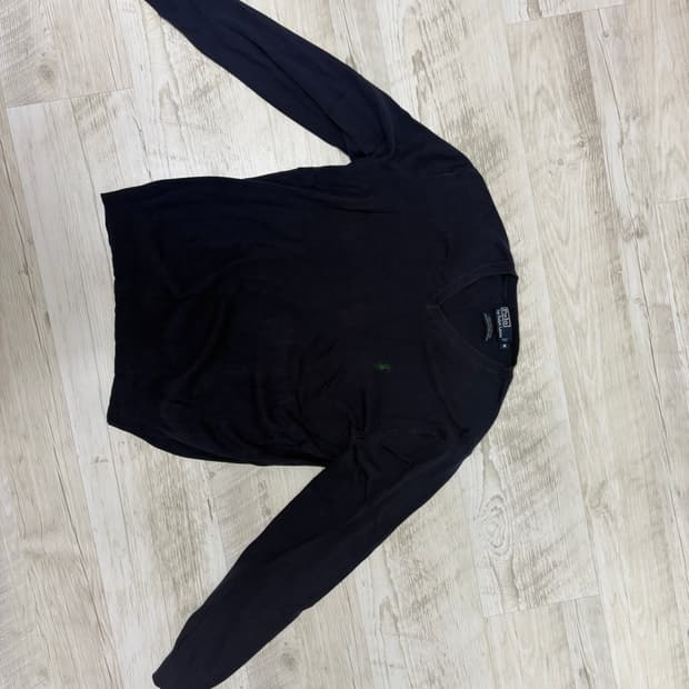 폴로 랄프로렌 블랙 브이넥 니트