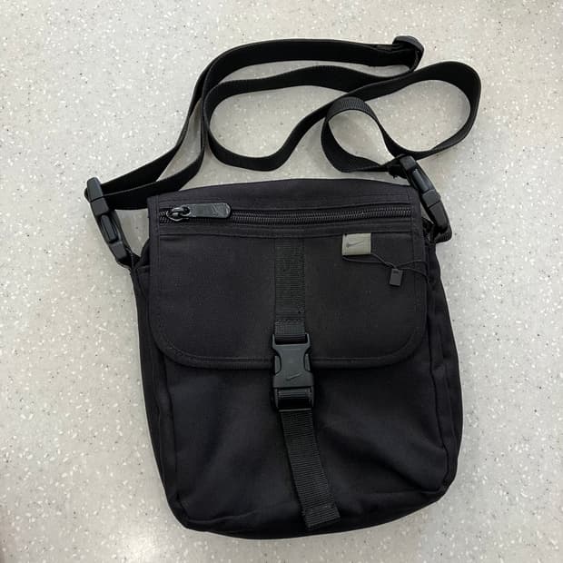 213 나이키 미니백 크로스백 빈티지