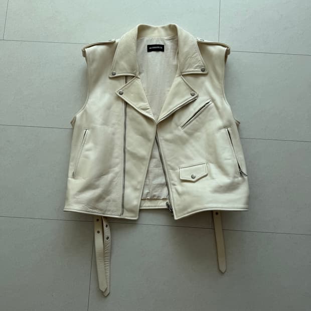 ann demeulemeester vest calf skin 52