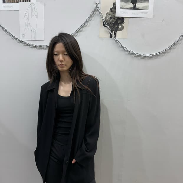 막스마라 히든버튼 페미닌 올 블랙 블레이저