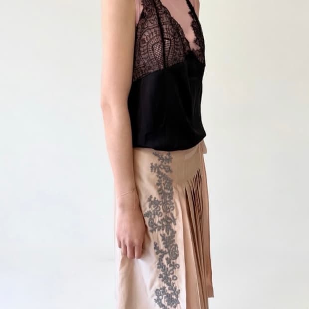 Essentiel Antwerp skirt 비즈 자수 플리츠 스커트