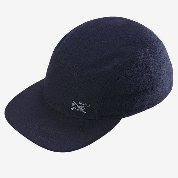 아크테릭스 울 칼리둠5 5패널 캡 블랙사파이어