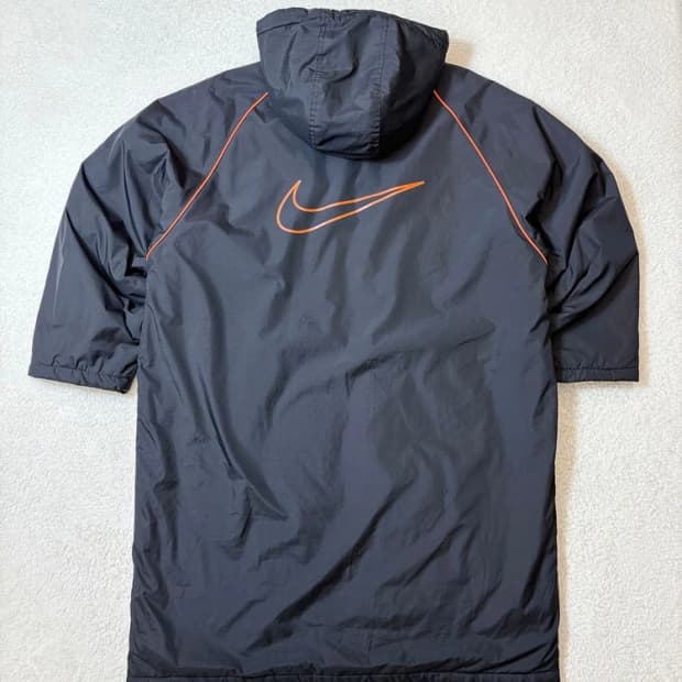 나이키 팀 00's 파이프라인 빅로고 돕바 코트 PN6299   
