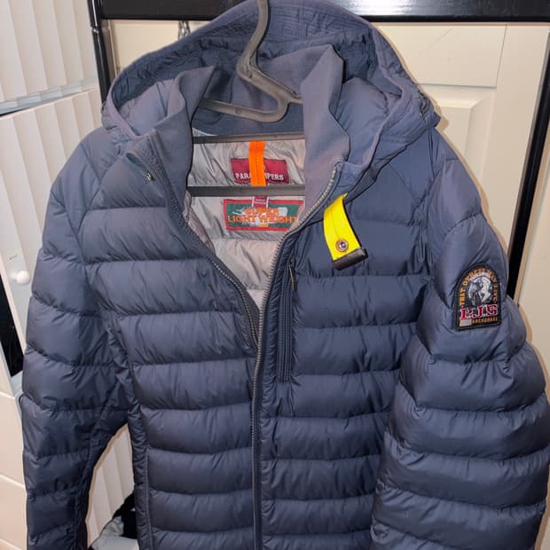 파라점퍼스 라스트 미닛 후드 네이비 경량패딩