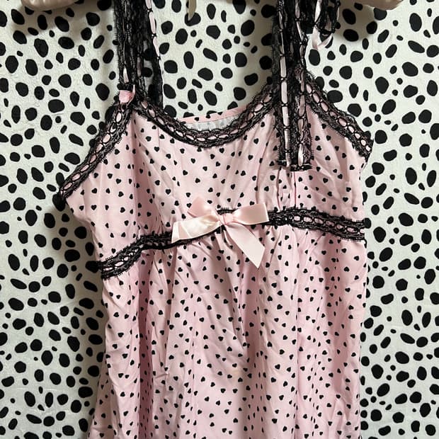 갸루 도트 캐미솔 슬리브리스 페미닌 탑 