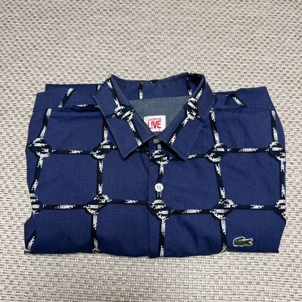라코스테 라이브 AOP 셔츠 41사이즈