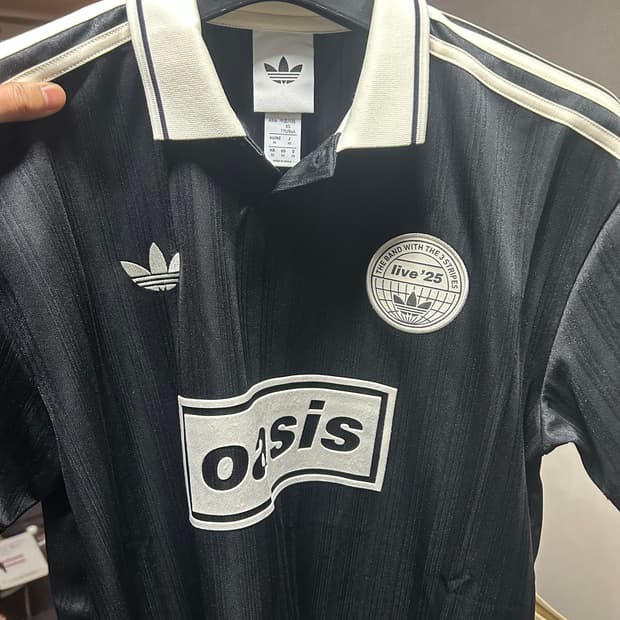 오아시스 아디다스 자카드 XS