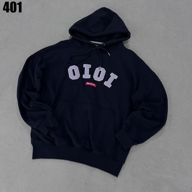 OIOI 네이비 후드티 