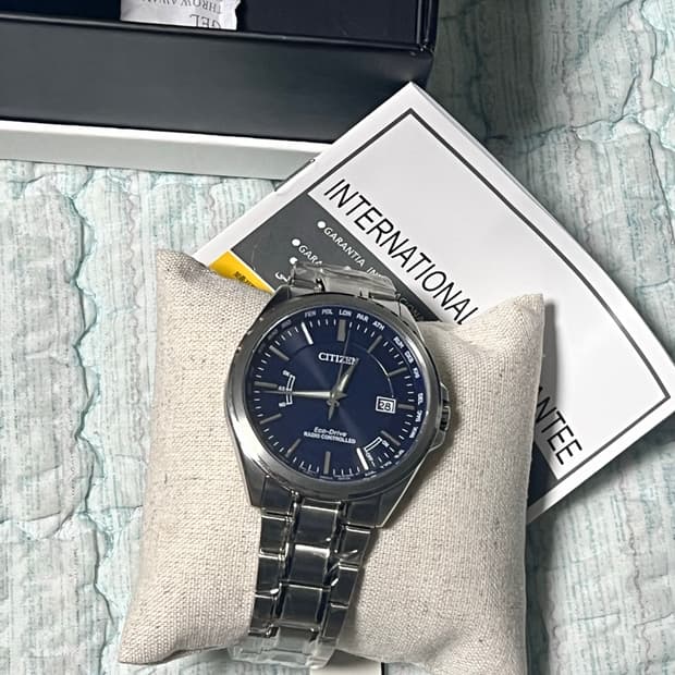 시티즌 에코드라이브 라디오컨트롤 시계 새제품 (CB0250-84L)