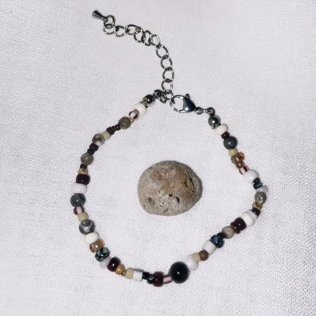 Stratum_Pebble B