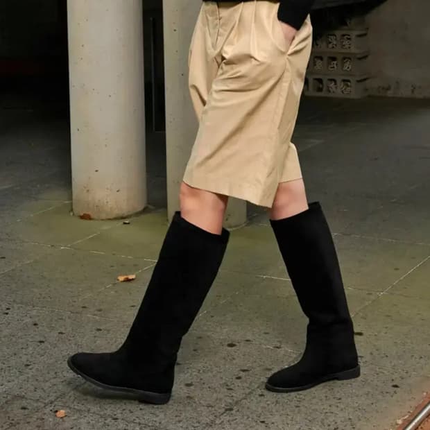 누스 NUUS 블랙 스웨이드 롱부츠 235mm