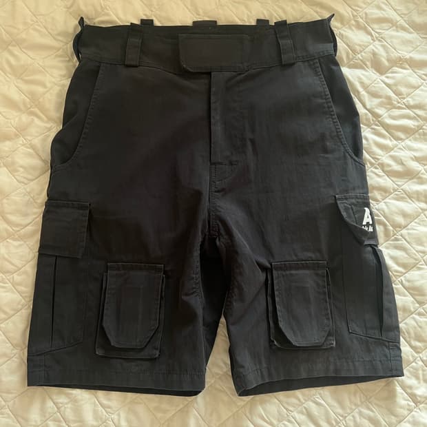 Junya Watanabe X Ark Air 콜라보  쇼츠 