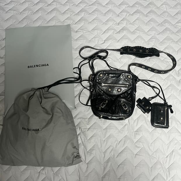 발렌시아가 르카골 크로스바디백