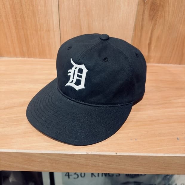 (F)핑거프레스 D로고 6패널 볼캡 모자 도넛리벤지