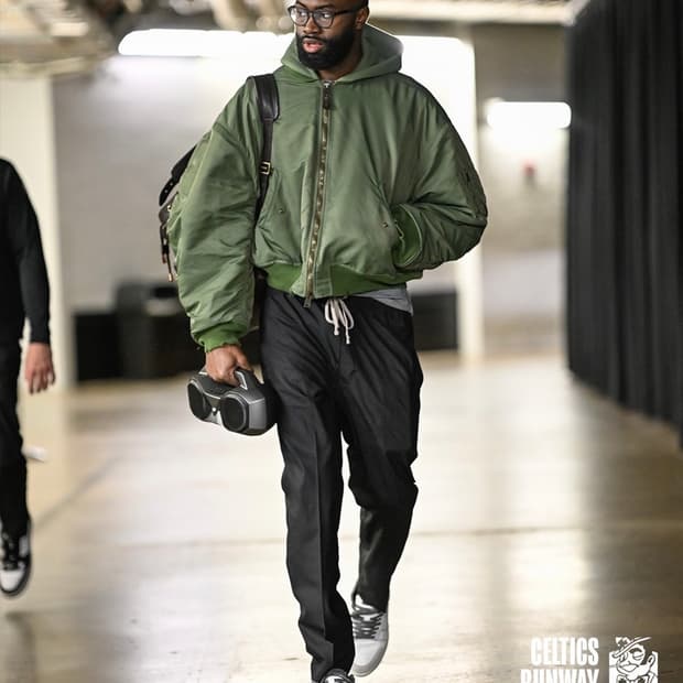 발렌시아가 봄버 자켓