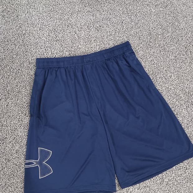 언더아머 HEATGEAR 기능성 반바지 L 